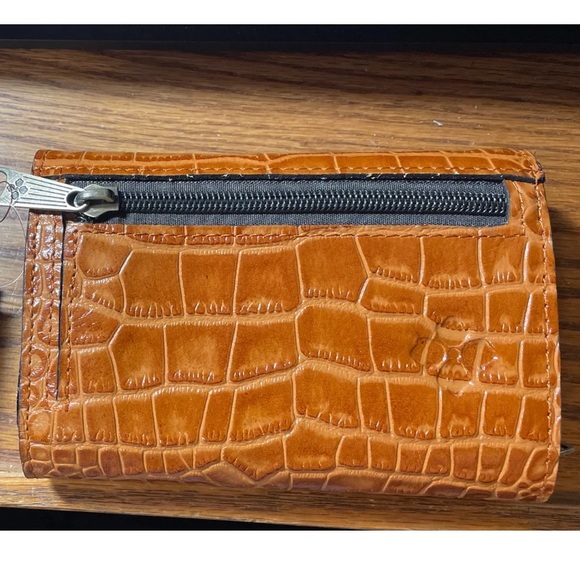 Patricia Nash Cametti Croco Embossed Congac Leather Wallet  NWOT - Picture 4 of 6